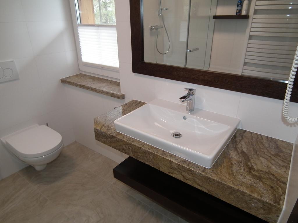 Pod Modrzewiami Apartment กรินีซา ดรอยจ์ ภายนอก รูปภาพ