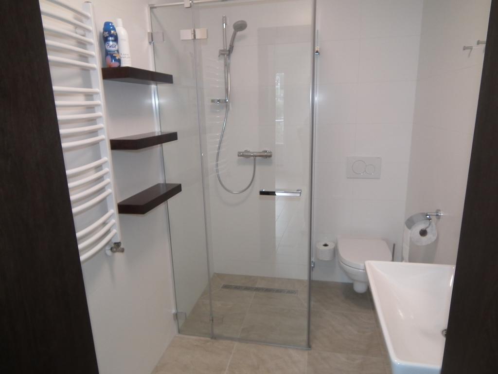 Pod Modrzewiami Apartment กรินีซา ดรอยจ์ ภายนอก รูปภาพ