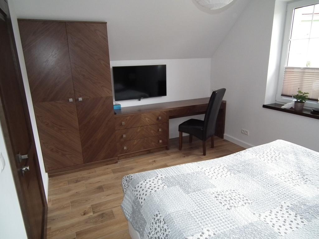 Pod Modrzewiami Apartment กรินีซา ดรอยจ์ ภายนอก รูปภาพ