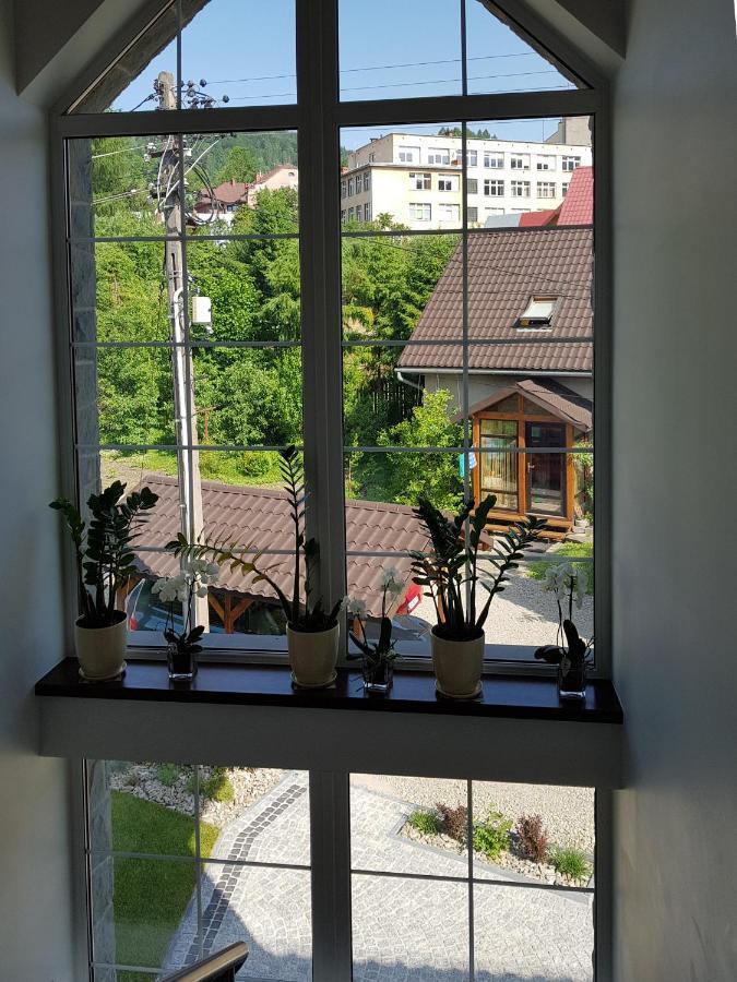 Pod Modrzewiami Apartment กรินีซา ดรอยจ์ ภายนอก รูปภาพ